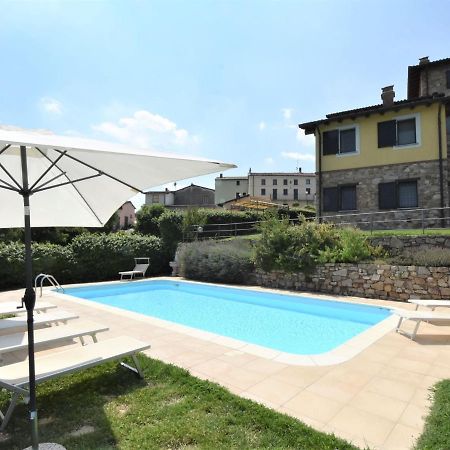 Castana  Apartment La Corte Bricca - Trilo B By Interhome מראה חיצוני תמונה